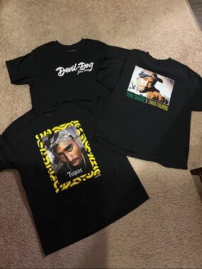Devil Dog Black Graphic Tee with Tupac Photo Print